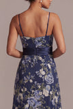 Robe midi Mother Of the Bride Rose à fines fines bleu marine en A-Line