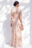 Sirène Champagne, décolleté fleuri bateau, longue robe de la mère de la mariée
