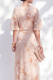 Sirène Champagne, décolleté fleuri bateau, longue robe de la mère de la mariée