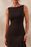 Robe à cravate sirène asymétrique à col bateau avec volants