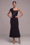 Robe midi à bretelles fines sirène avec nœud noir et nœud