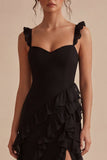Robe formelle midi noire à volants épais et fendue