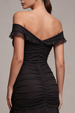 Robe longue formelle noire à épaules dénudées, sirène à fronçons et volants