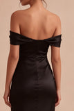 Longue robe de cérémonie longue en satin sirène noire découverte