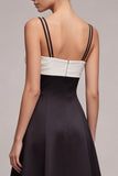 Robe formelle à bretelles fines noires et blanches Longue ligne A