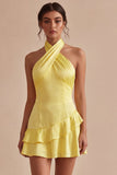 Robe de remise de diplôme A Short Daffodil Short Daffold Dos Twins avec volants