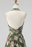 Longue robe de demoiselle d'honneur à encolure dos-nu en chiffon floral ligne A