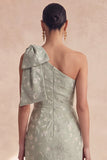 Robe de demoiselle d’honneur en sage fleurie à une épaule
