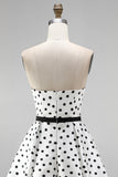 Robe de rentrée courte blanche à pois en ligne A avec ceinture à nœud