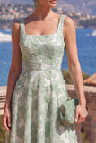 Robe midi midi verte à col carré à perles avec dentelle dans le dos