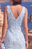 Robe midi fleurie midi bleue en V ligne A avec perles