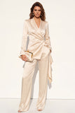 Satin Champagne Peak Suit Femme en 2 pièces