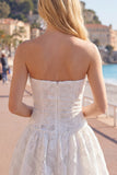 Robe de rentrée à la maison en forme de ligne blanche A-Line