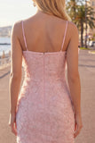 Robe de rentrée rose bodycon à bretelles fines fines perlées avec nœud