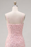 Robe de rentrée rose bodycon à bretelles fines fines perlées avec nœud