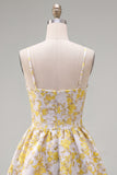 Robe de rentrée à la maison jaune à bretelles fines à bretelles fines