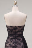 Robe de bal noire body-moulante à perles froncées et ceinture