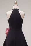 Robe de rentrée courte de rentrée à col nu rose rose avec un grand nœud
