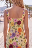 Robe de rentrée à la maison bodycon bodycon jaune à col carré avec broderie