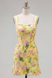 Robe de rentrée jaune bodycon, brodée à fleurs et volants, avec dentelle dans le dos