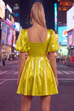Robe de fin d’année jaune métallique ligne en A à col carré avec manches bouffantes
