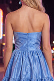 Robe de bal sans bretelles vert foncé à volants en A avec nœud