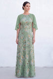 Robe verte longue de mère de la mariée à perles à col rond avec cape