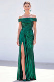Robe longue de la mère de la mariée en métal sirène vert foncé sur les épaules dénudée, avec fente
