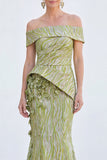 Robe de mère de la mariée sirène verte à décals, fleur et froncée, longue