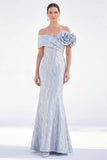 Robe longue de mère de la mariée sirène dorée aux épaules dénudées, avec des fleurs 3D