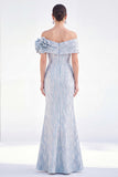 Robe longue de mère de la mariée sirène dorée aux épaules dénudées, avec des fleurs 3D