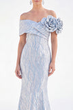 Robe longue de mère de la mariée sirène dorée aux épaules dénudées, avec des fleurs 3D