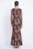 Robe longue de mère de la mariée à col bateau noir sirène avec une longue robe de la mariée avec broderies