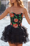 Robe de rentrée à étages fleurie A-line dorée et noire Sweetheart avec dentelle dans le dos