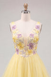 Robe de fin d’année à la maison jaune à paillettes fleuries à col en V en ligne A