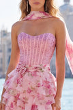 Robe de rentrée à la maison à la maison en perles florales à étages A-Line avec écharpe de col