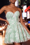 Robe courte de rentrée à la maison bleue bleue A-Line Sweetheart Flower, perle à la maison, avec dentelle dans le dos