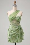 Corset bodycon vert, une épaule lacée remontée dans le dos, paillettes Robe de rentrée avec ceinture