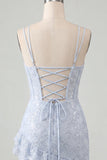 Corset bodycon bleu clair, paillettes à l’arrière robe de rentrée avec volants