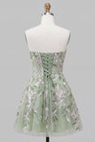 Robe de bal de la rentrée à la maison verte sauge brodée en A-line en dentelle perlée dans le dos avec un nœud