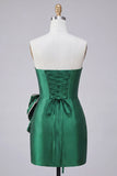 Robe de bal de la rentrée avec un nœud body-moulant vert foncé en dentelle perlée avec un nœud à la taille