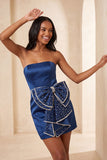 Robe de bal de la rentrée avec un nœud body-moulant vert foncé en dentelle perlée avec un nœud à la taille