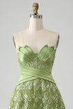 Robe de rentrée A-Line Corset vert Sweetheart Corset Sequins avec dentelle dans le dos