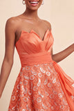 Robe de fin de bal bleu A-Line Sweetheart Shorts Back Back Homecoming avec ceinture