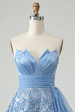 Robe de fin de bal bleu A-Line Sweetheart Shorts Back Back Homecoming avec ceinture