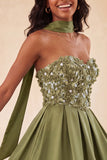 Robe de rentrée à la maison en perles à perles Olive A-line Sweetheart avec dentelle dans le dos