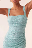 Robe de la rentrée à la maison avec des cols carrés bleu ciel, paillettes en dentelle relevée,