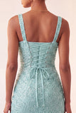 Robe de la rentrée à la maison avec des cols carrés bleu ciel, paillettes en dentelle relevée,