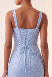 Robe de la rentrée à la maison avec des cols carrés bleu ciel, paillettes en dentelle relevée,