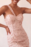 Robe de bal de rentrée à l’arrière en une épaule Bodycon Champagne et paillettes